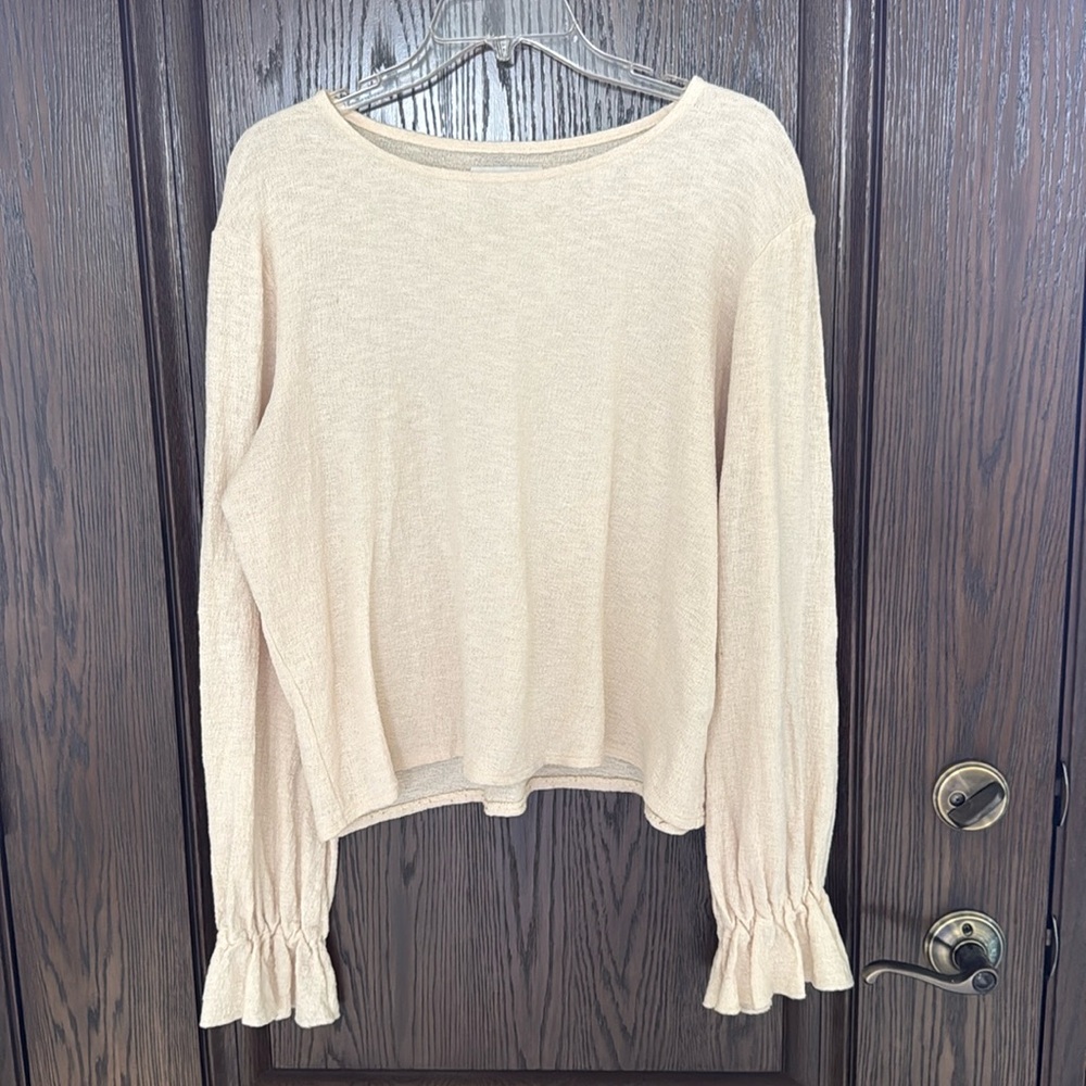 *LIKE NEW* Madewell TeXTURE & THREAD Cream Top w/ Ruffled Bell Cuffs - Size L